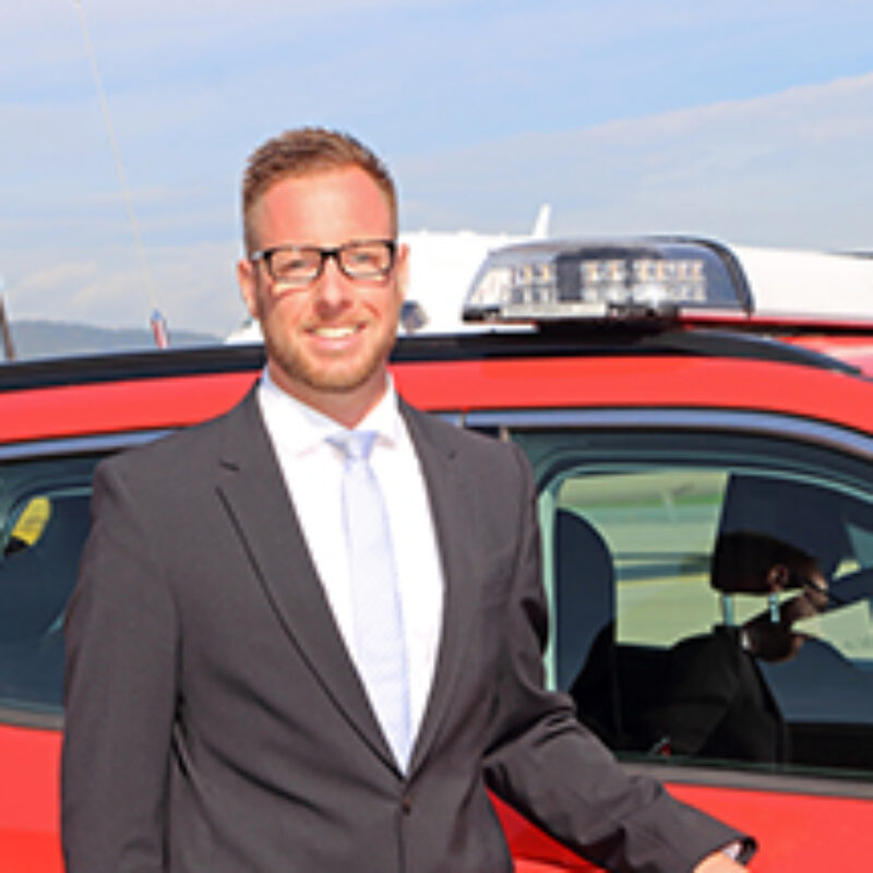 Bernhard, Airside Duty Manager
