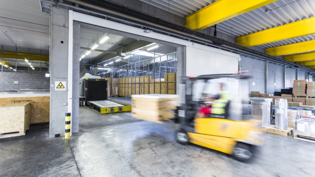 Gabelstapler im Lagerhaus