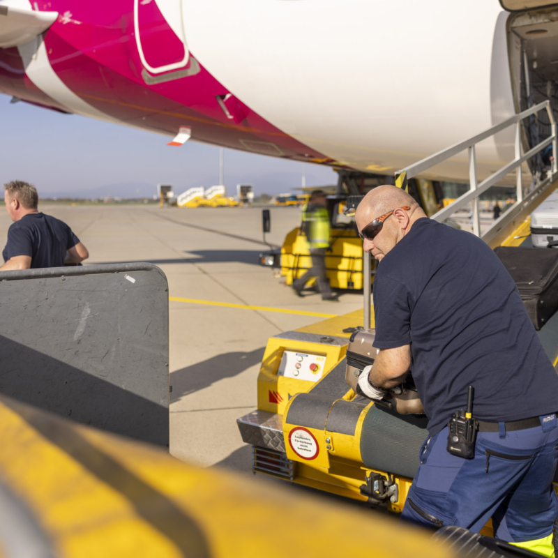 Saisonalkraft in der Flugzeugabfertigung | SOMMER